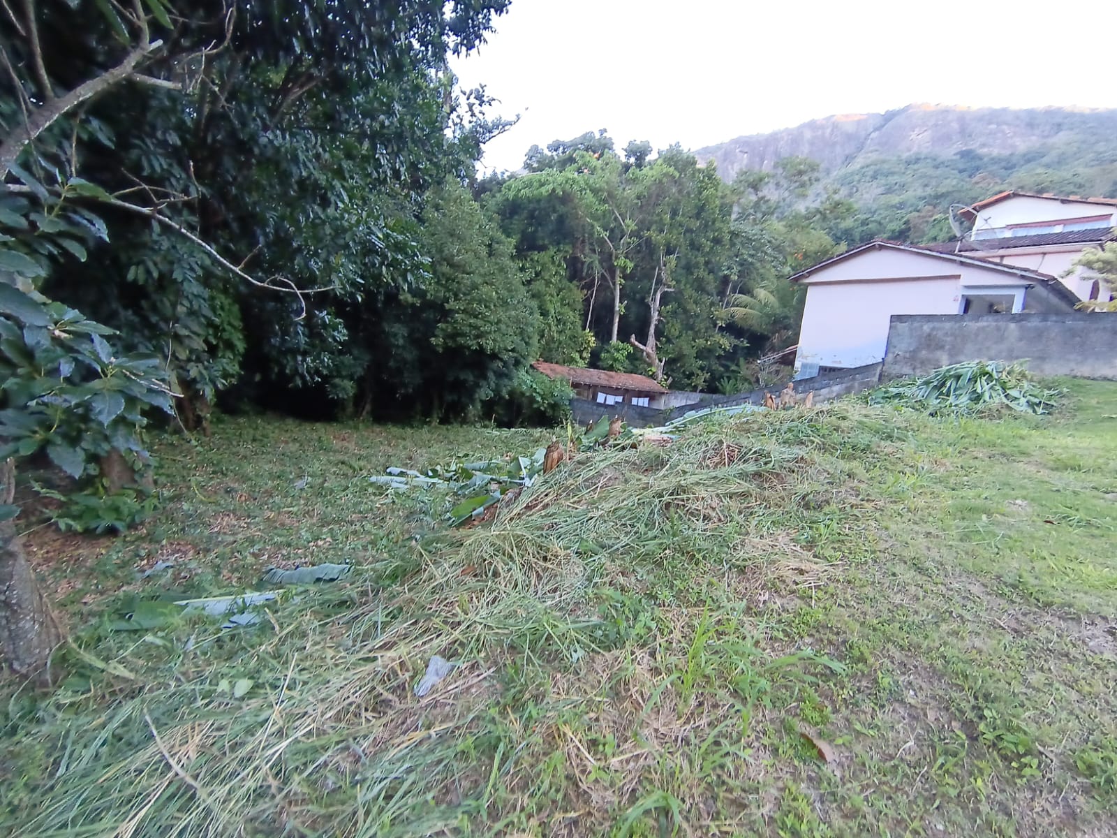 TERRENO AMPLO EM MARICÁ