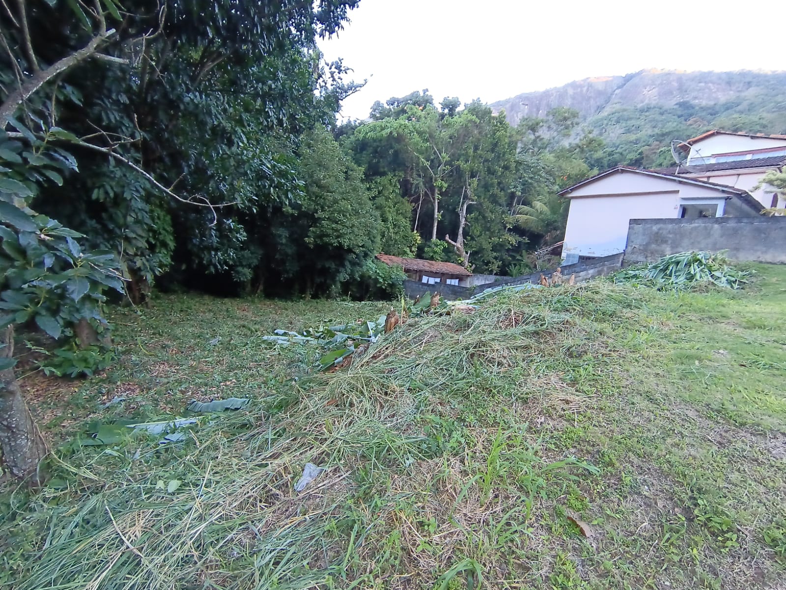 TERRENO AMPLO EM MARICÁ
