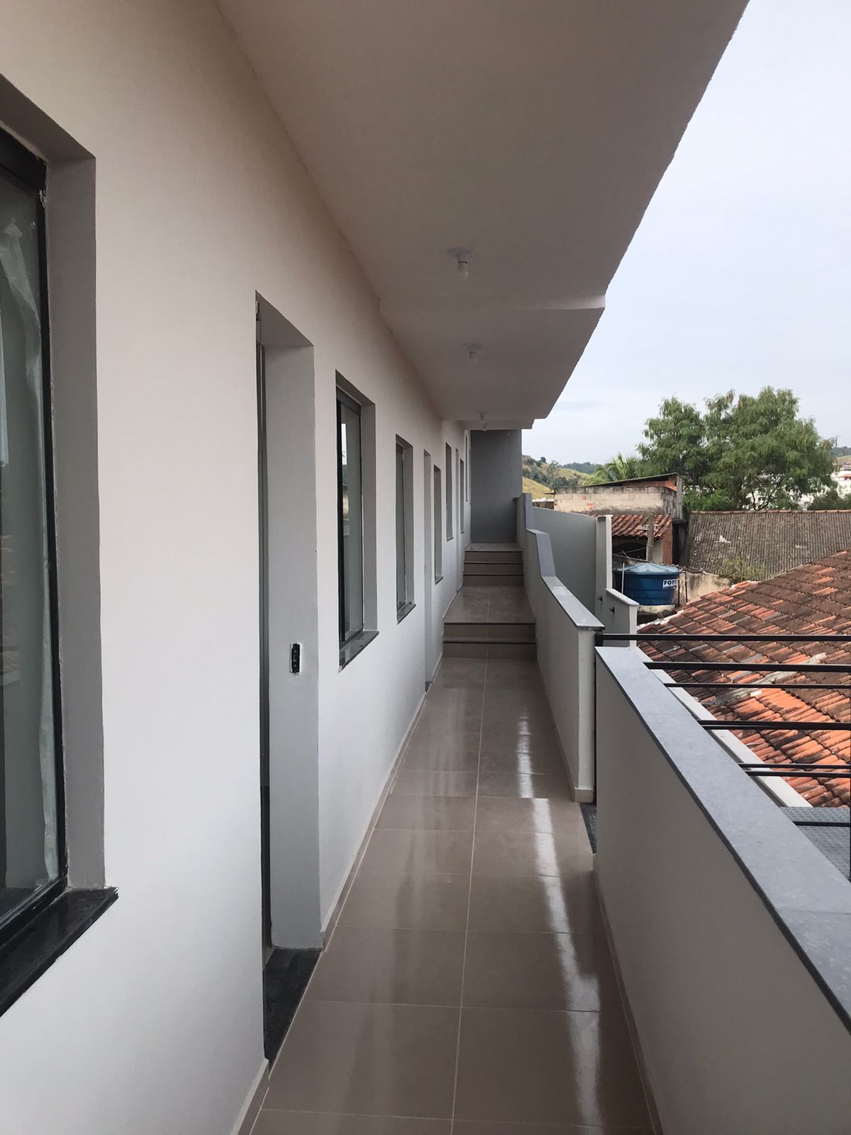 CASA NA NESTOR MOREIRA  - GALO BRANCO