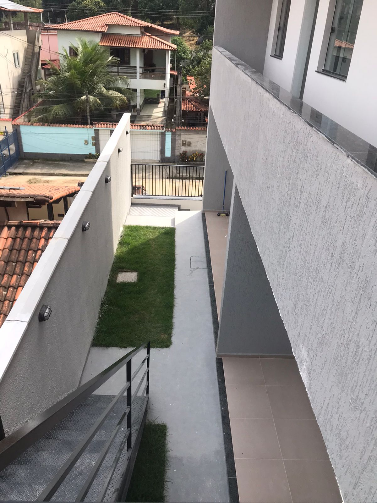 CASA NA NESTOR MOREIRA  - GALO BRANCO