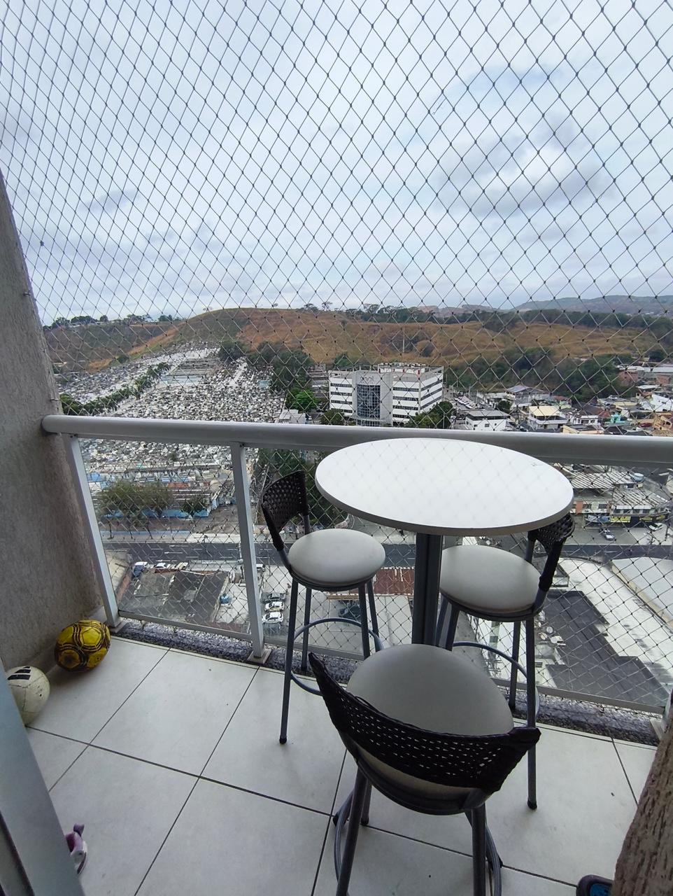 2 Quartos (1 Suíte) com Varanda